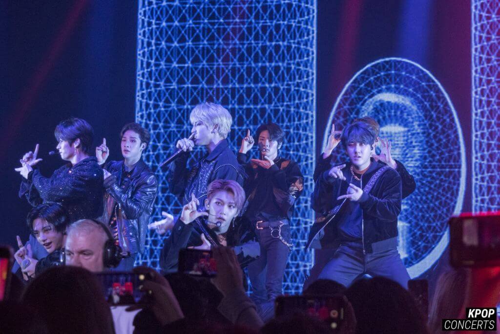 Stray Kids
